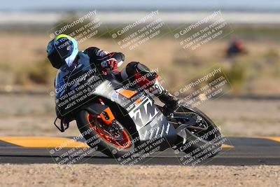 media/Nov-06-2023-Moto Forza (Mon) [[ce023d0744]]/2-Advanced Group/Session 5 (Turn 4)/